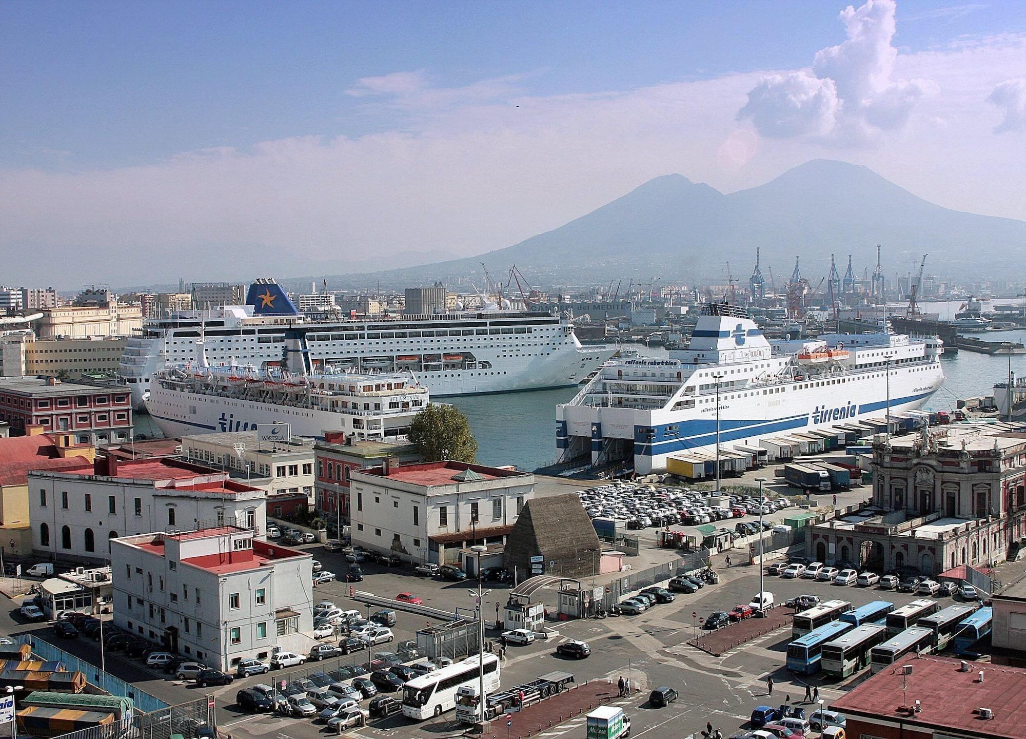 Palace Napoli Εξωτερικό φωτογραφία